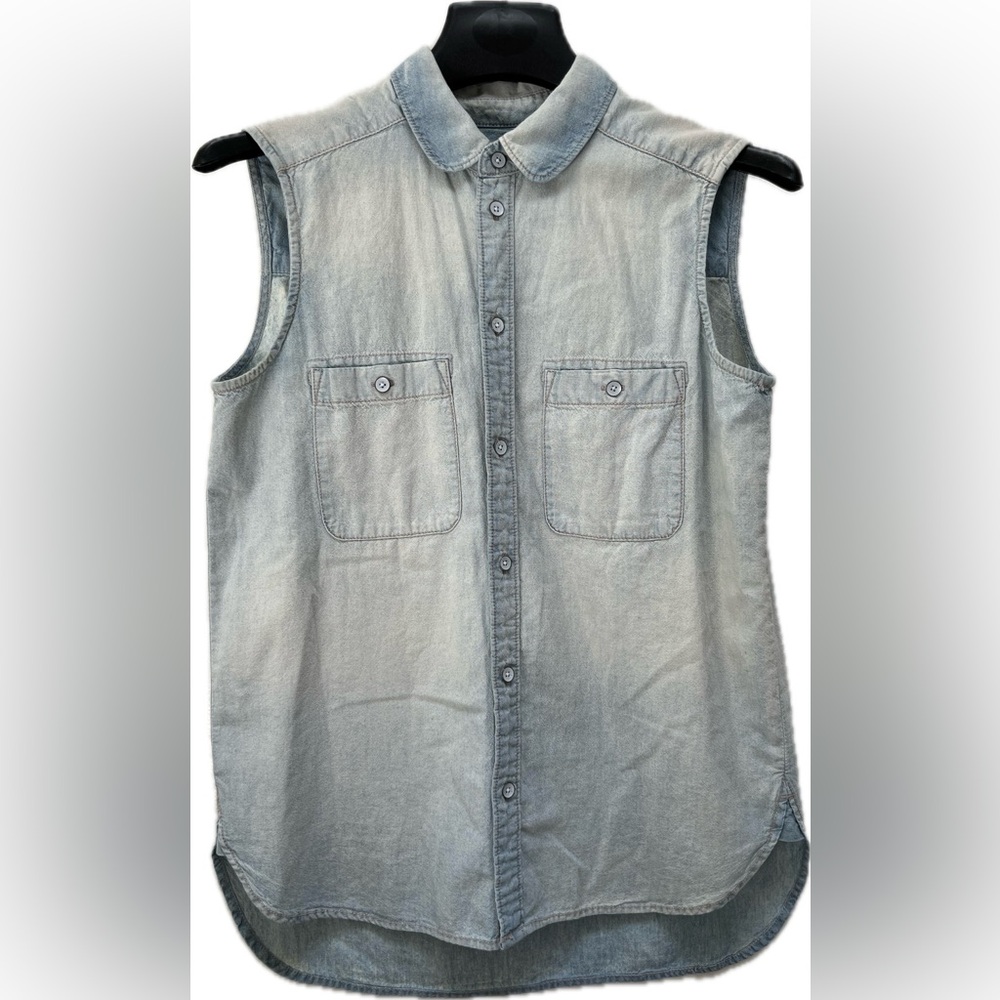 Madewell | Chambray Denim Button Down Shirt